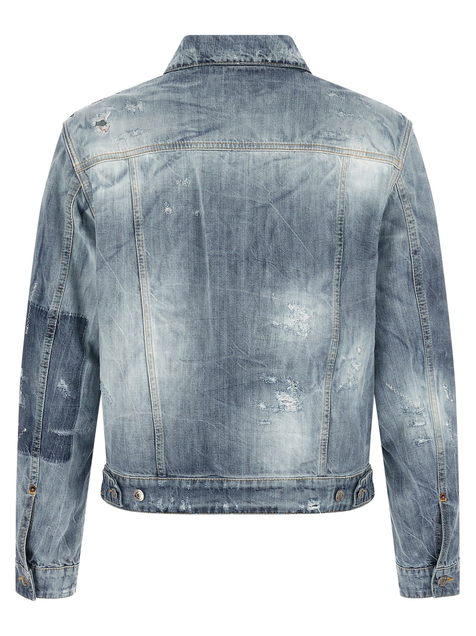 This Trucker Jacket by Dsquared² for men in denim cotton blue & multicolor exhibits a edgy silhouette, meticulously detailed with functional pockets and a edgy shirt-collar neckline for a edgy finish.