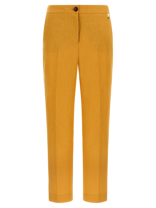 Trousers by Herno for women in linen orange presents a smart silhouette, meticulously detailed with a smart straight-leg, a smart long, and a smart .