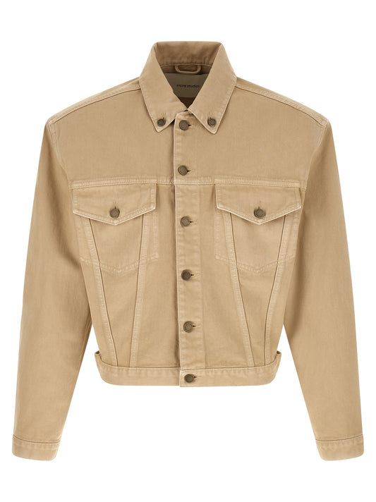 Trucker Jacket by Entire Studios for men in denim cotton beige features a city-ready silhouette, detailed with pockets & insulated and a city-ready shirt-collar neckline.