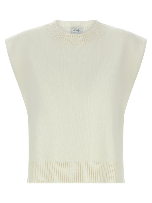 BE YOU White Cashmere Sleeveless Jacket
