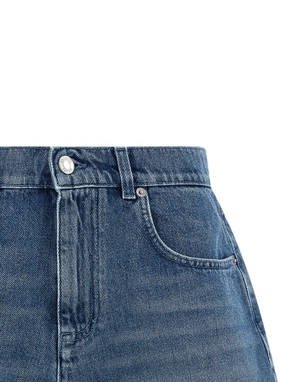 Shorts by Moschino for women in denim cotton blue features an modern and modern short with a to create a sophisticated, modern silhouette for the modern wardrobe.