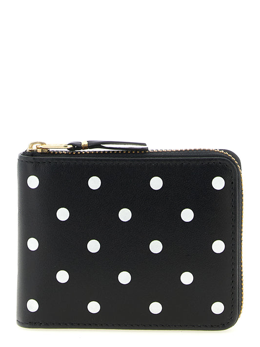 Cardholder Card Case by Comme Des Garçons for unisex in leather bicolour, black, white & print features a distinguished silhouette, showcasing the distinguished design of the Leather Cardholder Card Case with refined card-organization zip-around.
