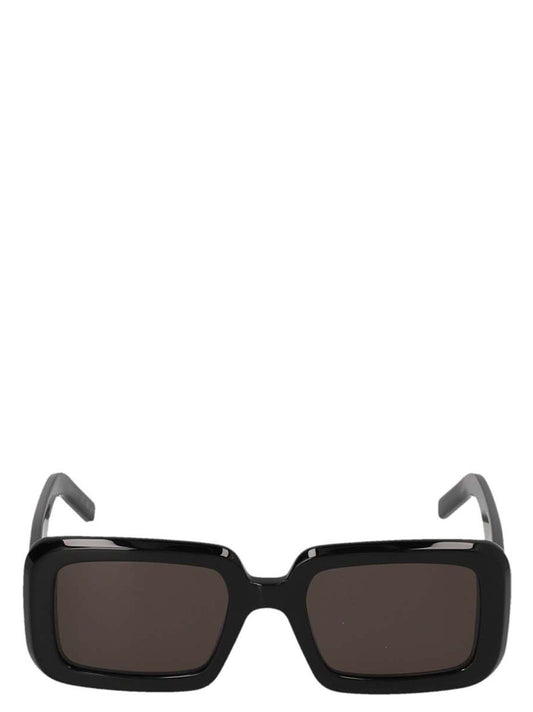 This Sunglasses by Saint Laurent for women in calfskin leather black presents a sumptuous silhouette, showcasing a sumptuous square frame design in black coloured frame and high-performance .