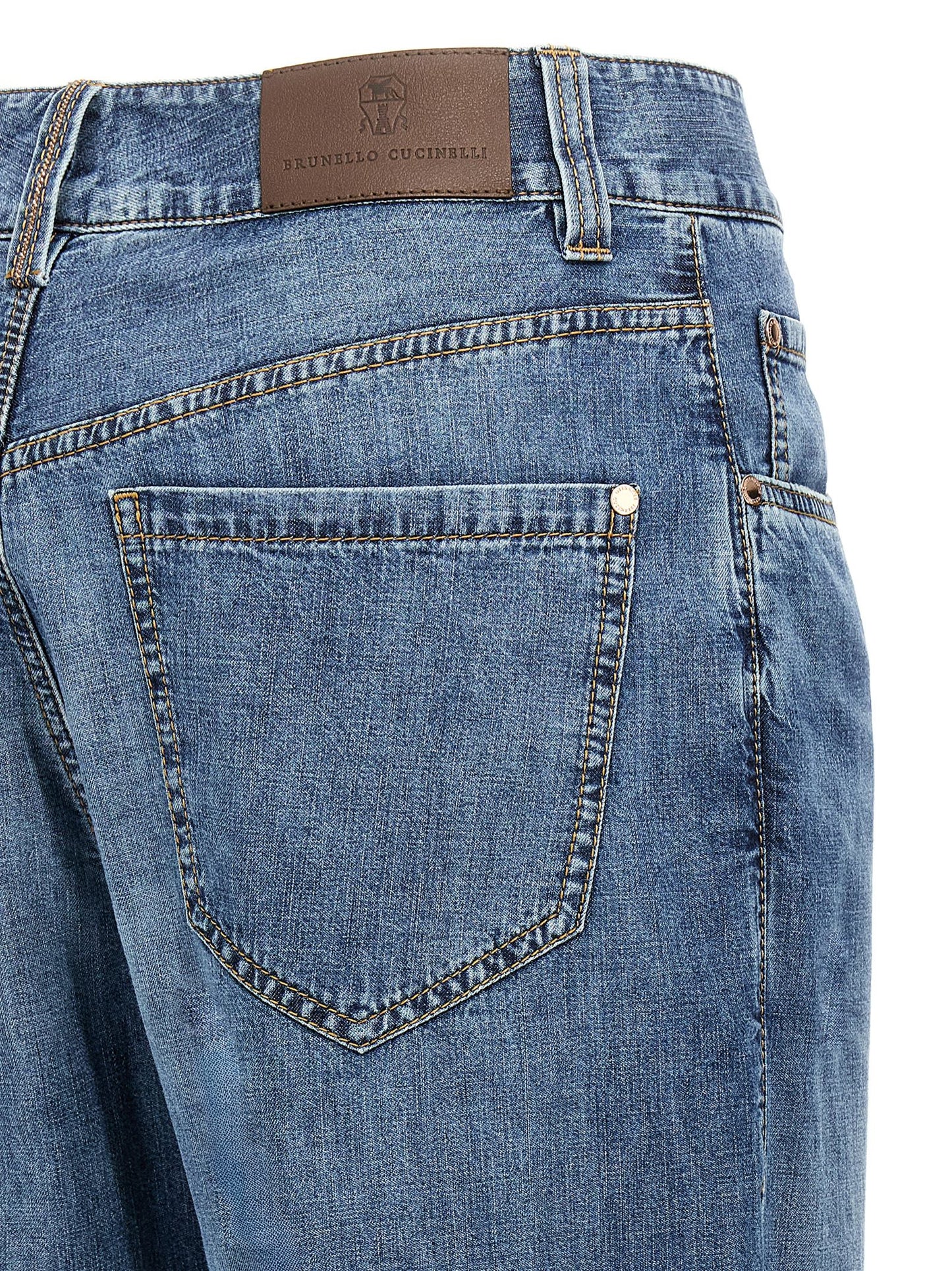 Jeans by Brunello Cucinelli for women in cotton denim blue features an refined tailoring silhouette, showcasing a premium straight-leg with a and long cut for a refined tailoring look.