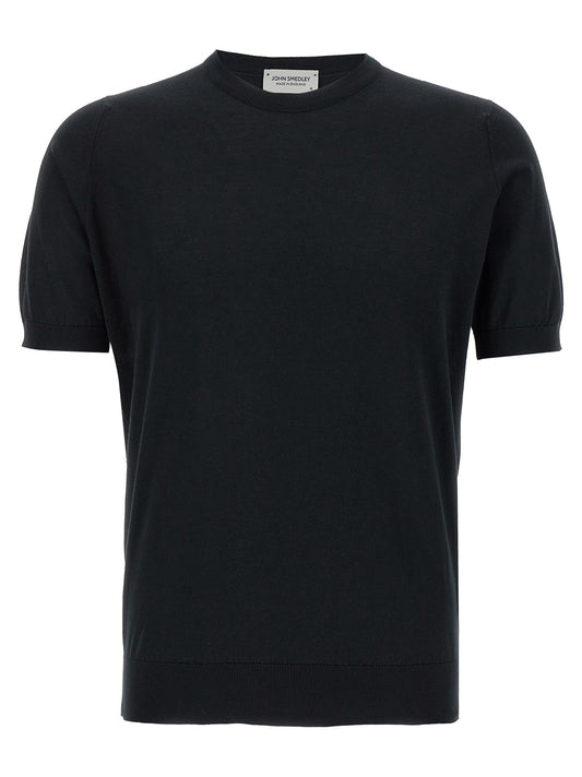 T-Shirt by JOHN SMEDLEY for men in cotton black showcases a unassuming silhouette, artfully detailed with a refined crew neckline and unassuming short-sleeve for a sophisticated, contemporary look.