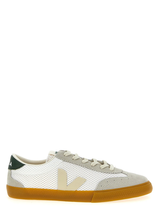 Athletic Sneakers by Veja for men in polyester suede leather bicolour & green features an effortless chic silhouette, showcasing the signature athletic style of the Men's Athletic Polyester Suede Leather Sneakers collection with a truly effortless chic finish.