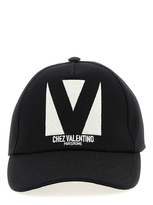 Baseball Cap by Valentino Garavani for men in cotton black presents a tailored silhouette, perfectly capturing the essence of Cotton Baseball Cap with its tailored finish and superior craftsmanship.