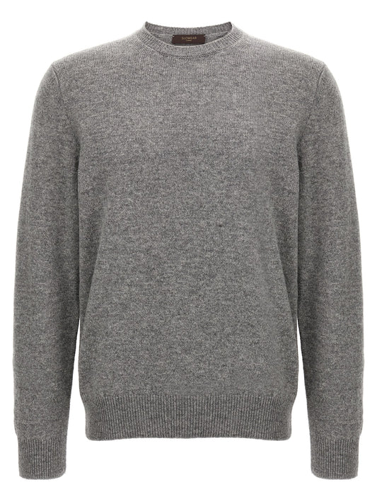 Cardigan by ZANONE for men in virgin wool gray features a dramatic silhouette, showcasing a sophisticated and dramatic detail for a timeless, premium look.