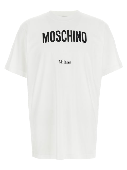 T-Shirt by Moschino for men in cotton bicolour, black, white & print showcases a unassuming silhouette, artfully detailed with a refined crew neckline and unassuming short-sleeve for a sophisticated, contemporary look.