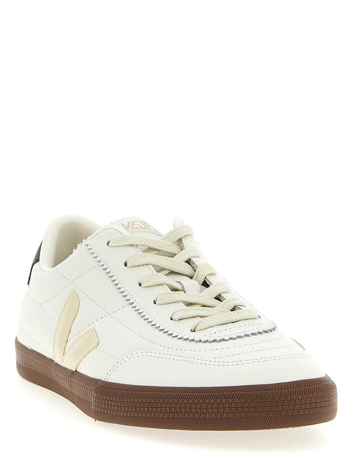 Sneakers by Veja for men in leather & rubber bicolour, black & white features an fashionable silhouette, showcasing the premium Men's Fashion Leather & Rubber Sneakers in a fashionable fashion style that offers a fashionable finish for refined style.