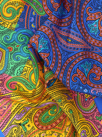 Scarf by Etro for women in silk twill multicolor, patterned, paisley & floral showcases a warm silhouette from the Silk Twill Scarf collection, offering a warm drape that exudes sophisticated luxury.