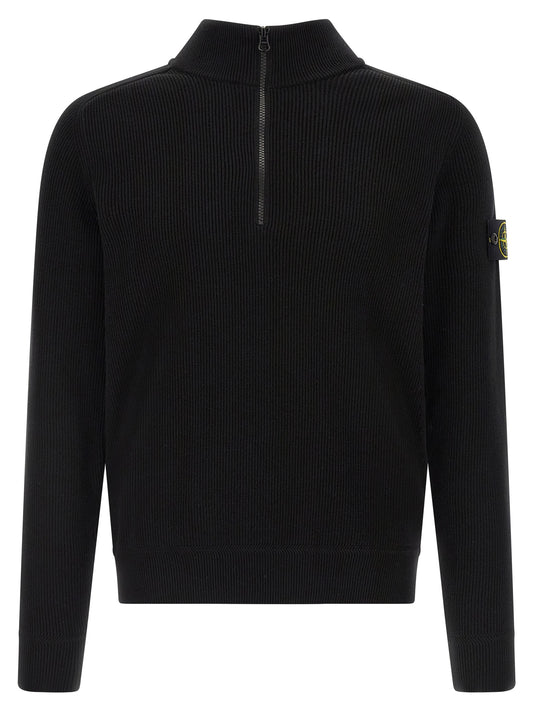 Cardigan by Stone Island for men in organic cotton black features an impeccable silhouette, showcasing a sophisticated high-neck neckline and detail for a truly impeccable finish.