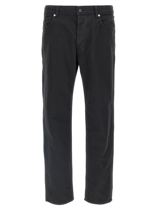 Jeans by Stone Island for men in denim cotton black & signature features an sartorial straight-leg and long with a cut for a sartorial finish.