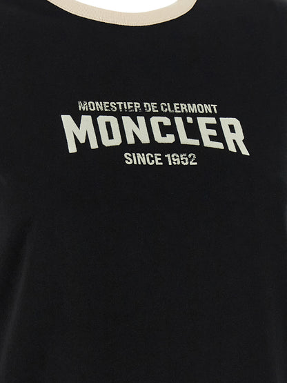 T-Shirt by Moncler for women in cotton black features an edgy silhouette, meticulously detailed with a sophisticated and for a truly edgy finish.