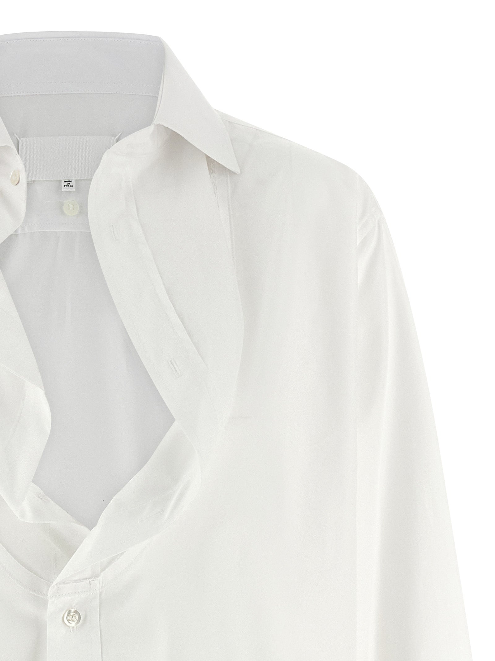 Blouse by Maison Margiela for women in cotton white showcases a sleek silhouette, elegantly detailed with a sleek and for a sleek finish.