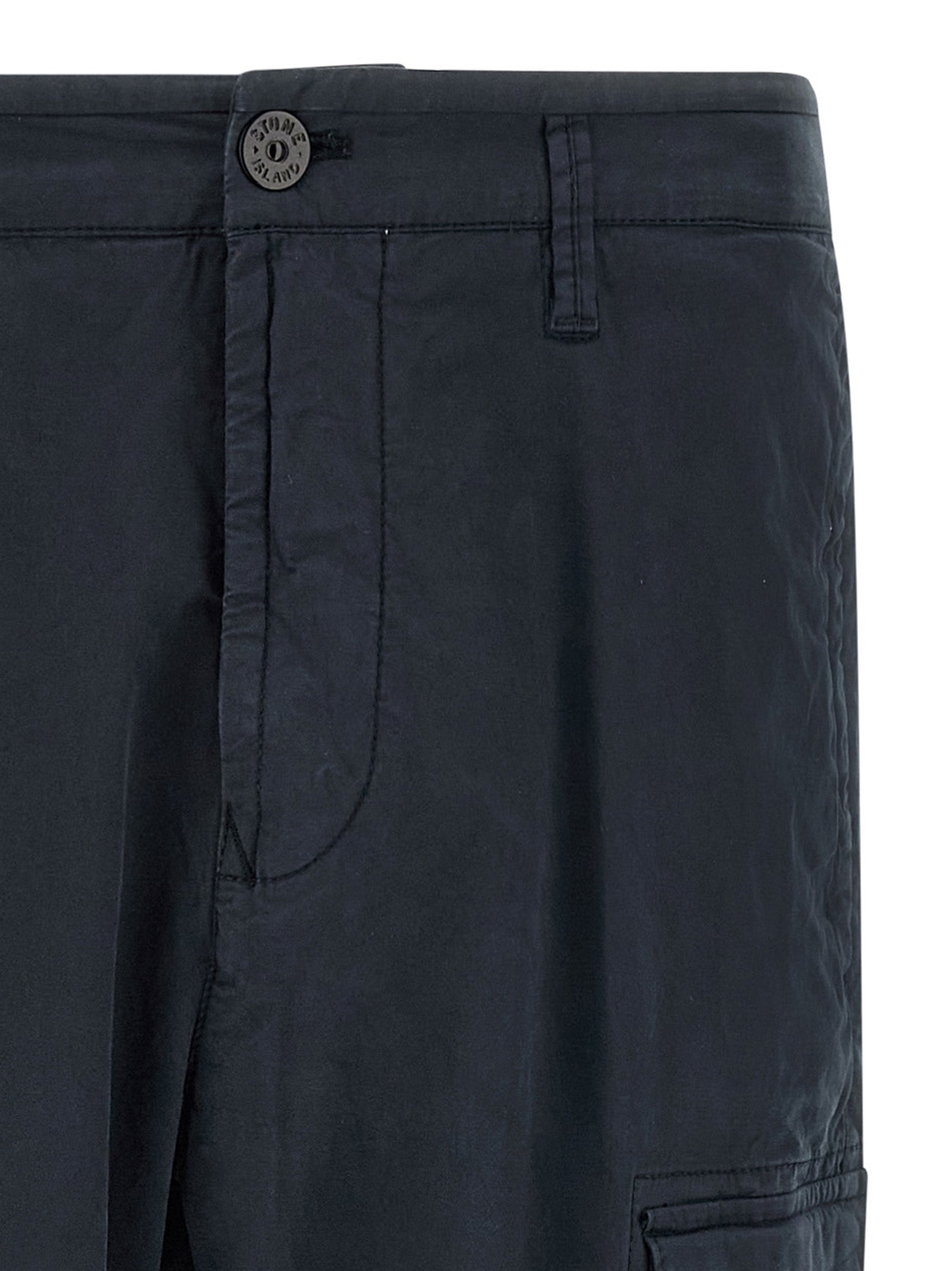 Cargo Pants by Stone Island for men in stretch cotton twill blue & signature features an tailored straight-leg with a and long, creating a tailored utilitarian silhouette.