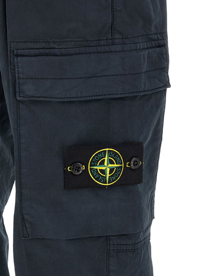 Cargo Pants by Stone Island for men in stretch cotton twill blue & signature features an stylish straight-leg with a long and , expertly finished with stylish utility detailing.