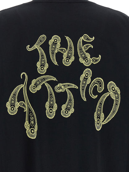 T-Shirt by The Attico for women in cotton black & print features an edgy silhouette, meticulously detailed with a sophisticated and for a truly edgy finish.
