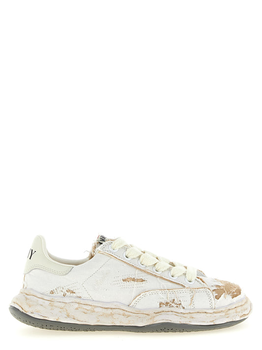 Sneakers by Maison Mihara Yasuhiro for men in cotton canvas & leather white features a chic design, perfectly showcasing the chic fashion style of this Men's Fashion Cotton Canvas & Leather Sneakers.