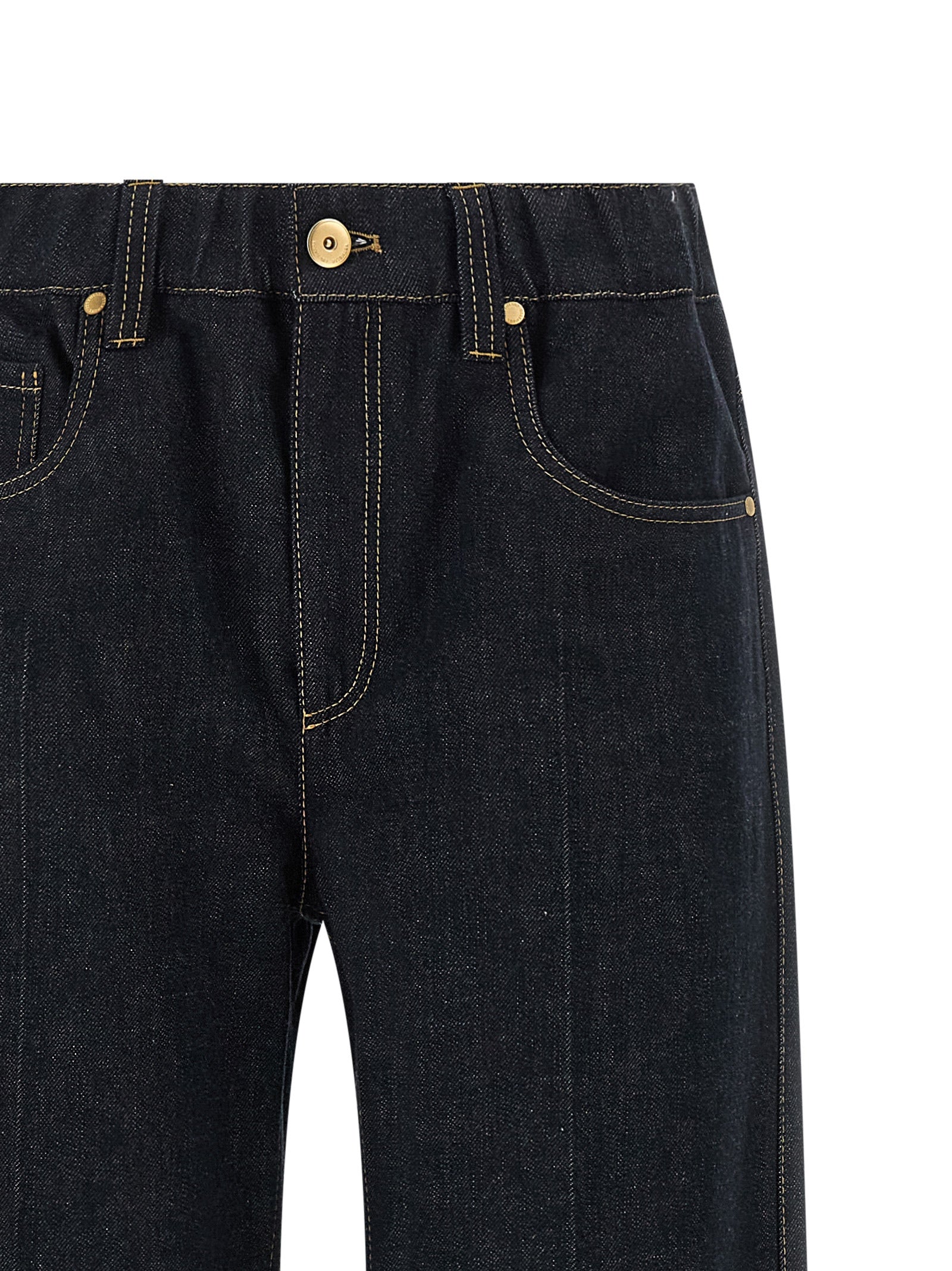 Jeans by Brunello Cucinelli for women in denim cotton blue & signature presents a tailored silhouette, showcasing a tailored straight-leg & wide and long cut with a refined for a truly tailored aesthetic.
