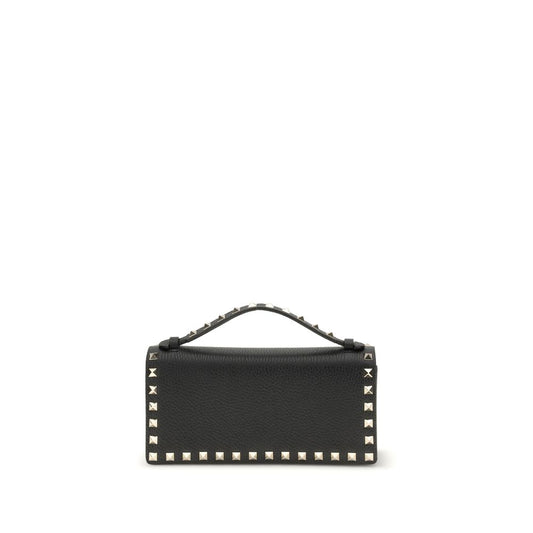 Cardholder Wallet by Valentino Garavani for women in bos taurus calf leather black & signature presents a architectural silhouette from the Rockstud Bos Taurus Calf Leather Cardholder Wallet collection, showcasing architectural card-organization chain for a architectural finish.