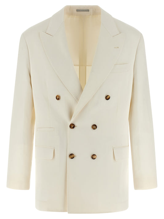 This Blazer by Brunello Cucinelli for men in linen silk & cupro white & signature presents a tailored silhouette, meticulously tailored with a tailored and distinctive for a tailored finish.