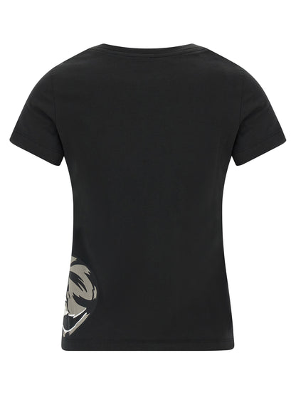T-Shirt by Kenzo for women in cotton black & print features an edgy silhouette, meticulously detailed with a sophisticated and for a truly edgy finish.