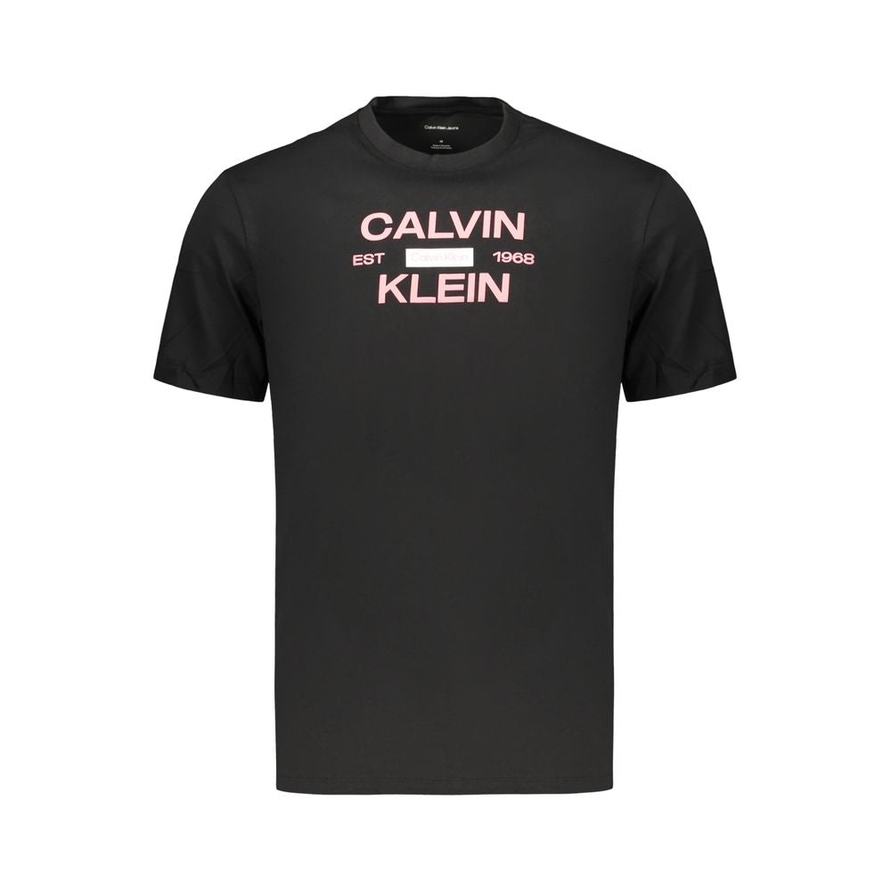 T-Shirt by Calvin Klein for men in cotton black & print features an edgy silhouette, meticulously detailed with a sophisticated and crew neckline for a truly edgy finish.