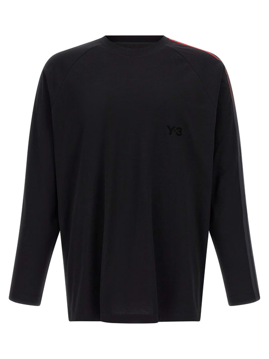 T-Shirt by Y-3 for men in cotton gradient, black, red & striped features an edgy silhouette, meticulously detailed with a sophisticated and crew neckline for a truly edgy finish.