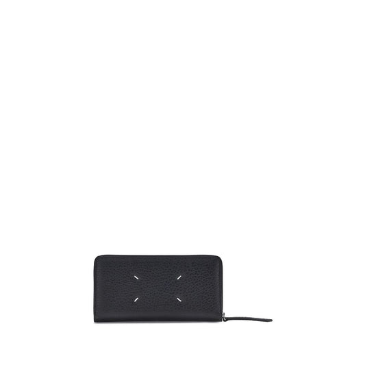 Cardholder Wallet by Maison Margiela for women in bos taurus calf leather black & signature showcases a refined silhouette, artfully capturing the essence of the refined Four Stitches Bos Taurus Calf Leather Cardholder Wallet design with functional card-organization coin-purse.