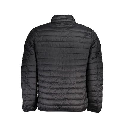 Windbreaker Jacket by Norway 1963 for men in polyamide black presents a resilient silhouette, artfully detailed with a sophisticated and functional lightweight, pockets & windproof for a resilient finish.