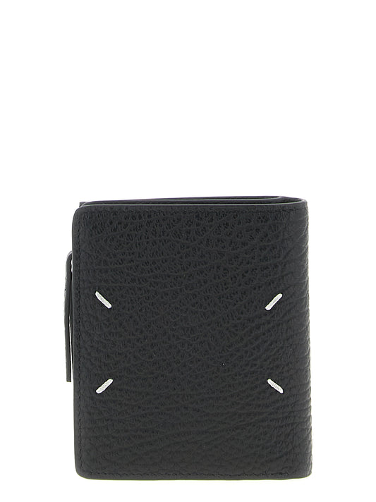 Cardholder Card Case by Maison Margiela for unisex in calfskin leather black features an refined silhouette from the Calfskin Leather Cardholder Card Case collection, highlighting refined card-organization for a premium and sophisticated look.