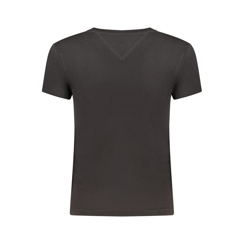 T-Shirt by Tommy Hilfiger for women in cotton black, signature & print showcases a dramatic silhouette, elegantly detailed with a dramatic crew neckline and for a truly dramatic finish.