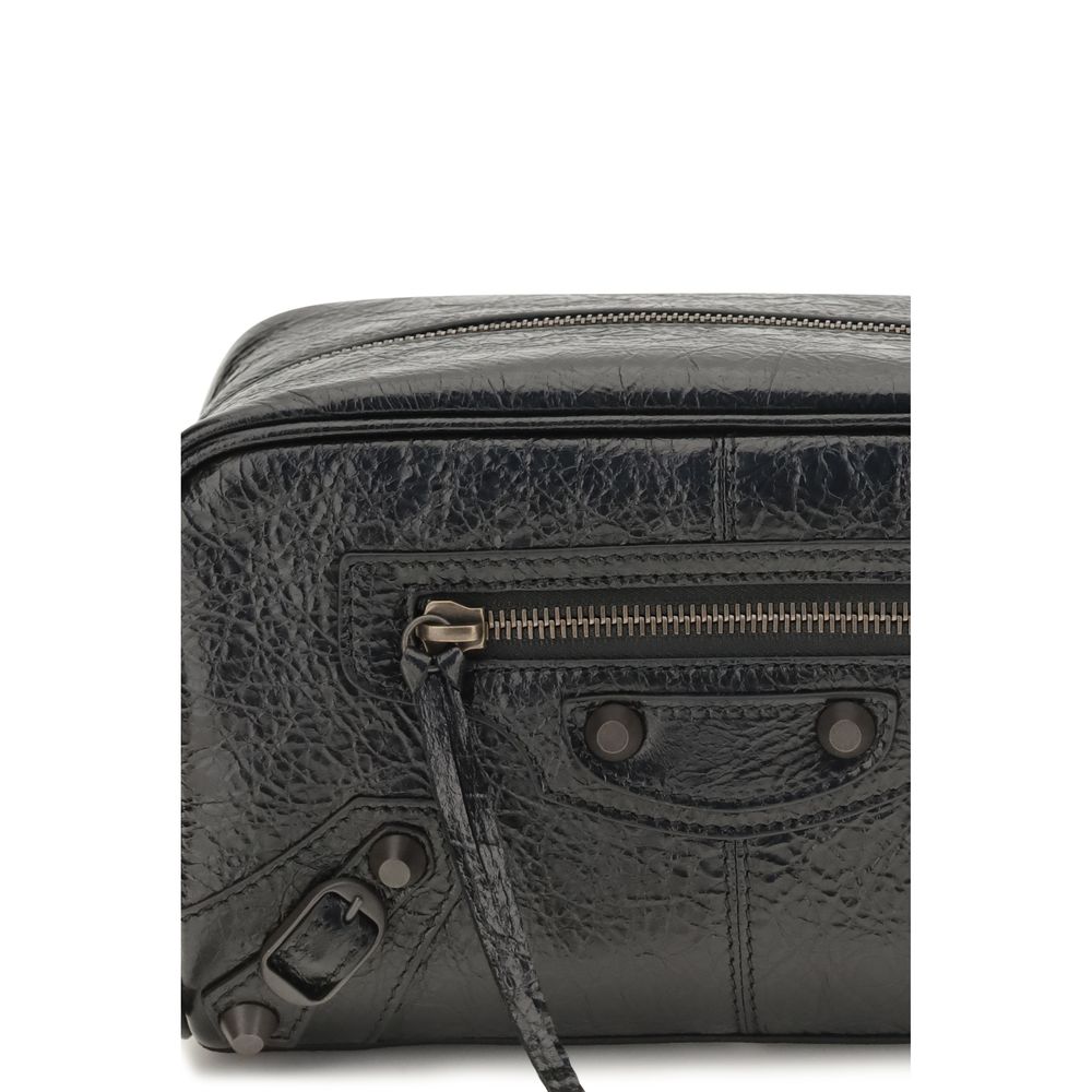 Wallet by Balenciaga for men in leather & brass black & signature presents a refined silhouette, artfully capturing the essence of the Le City Leather & Brass Wallet design with sophisticated for a refined look.
