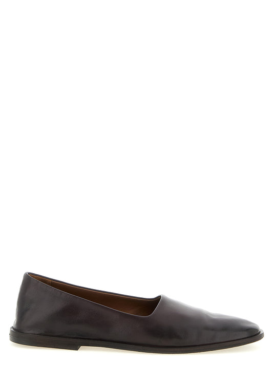 Ballet Slippers Flat Shoes by Marsell for women in calfskin leather brown presents a effortless chic silhouette, showcasing the Women's Calfskin Leather Ballet Slippers Flat Shoes design with a effortless chic and almond toe style for a sophisticated look.