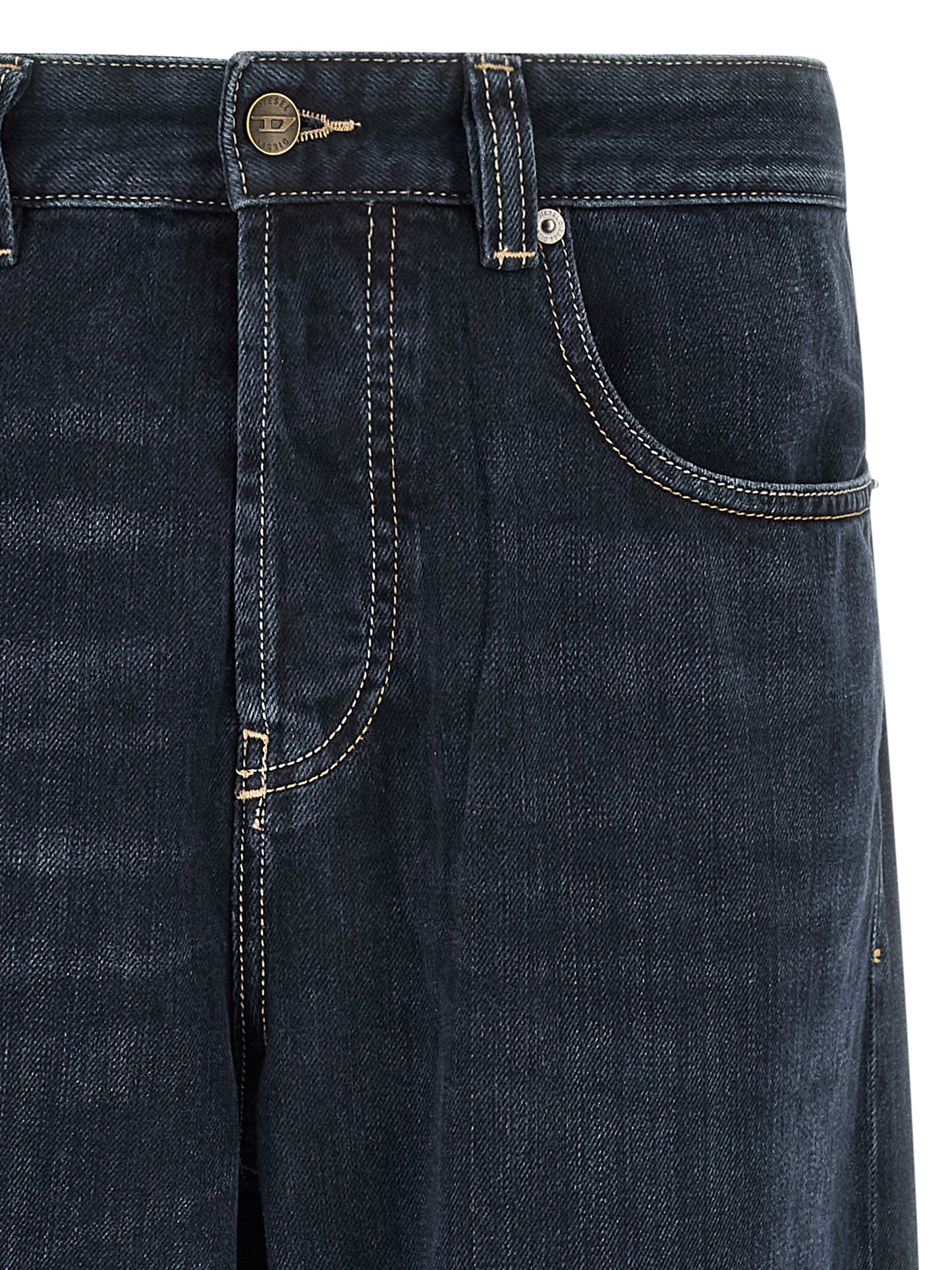 Jeans by Diesel for men in denim cotton dark-blue & signature features an refined tailoring silhouette, showcasing a premium straight-leg, relaxed-fit & wide with a and long cut for a refined tailoring look.