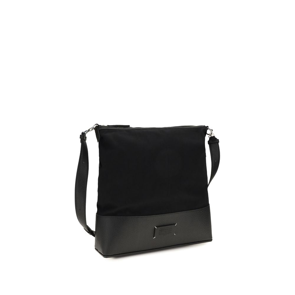 Medium Shoulder Hobo Bag by Maison Margiela for men in bos taurus calf leather black features a stately silhouette, showcasing a secure zipper, ample , and stately shoulder-strap & adjustable-strap for a stately finish.