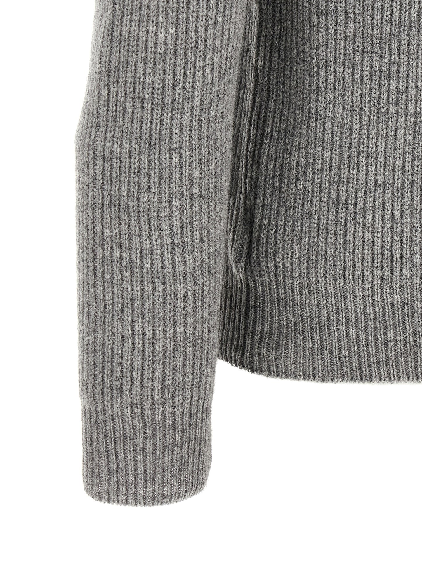 Cardigan by ZANONE for men in virgin wool gray features an impeccable silhouette, showcasing a sophisticated crew neckline and detail for a truly impeccable finish.
