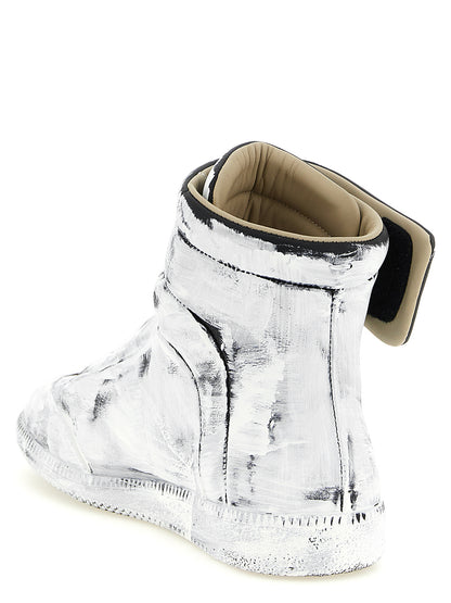 Athletic Sneakers by Maison Margiela for men in calfskin leather bicolour, black & white presents a sleek silhouette, perfectly capturing the athletic style essence of Men's Athletic Calfskin Leather Sneakers with its sleek design and premium finish.