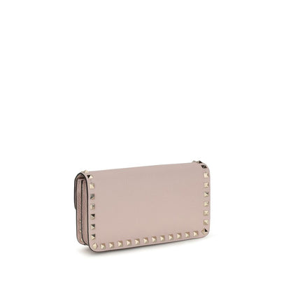 Cardholder Wallet by Valentino Garavani for women in bos taurus calf leather multicolor showcases a discerning silhouette, artfully capturing the essence of Rockstud Bos Taurus Calf Leather Cardholder Wallet with its functional card-organization chain.