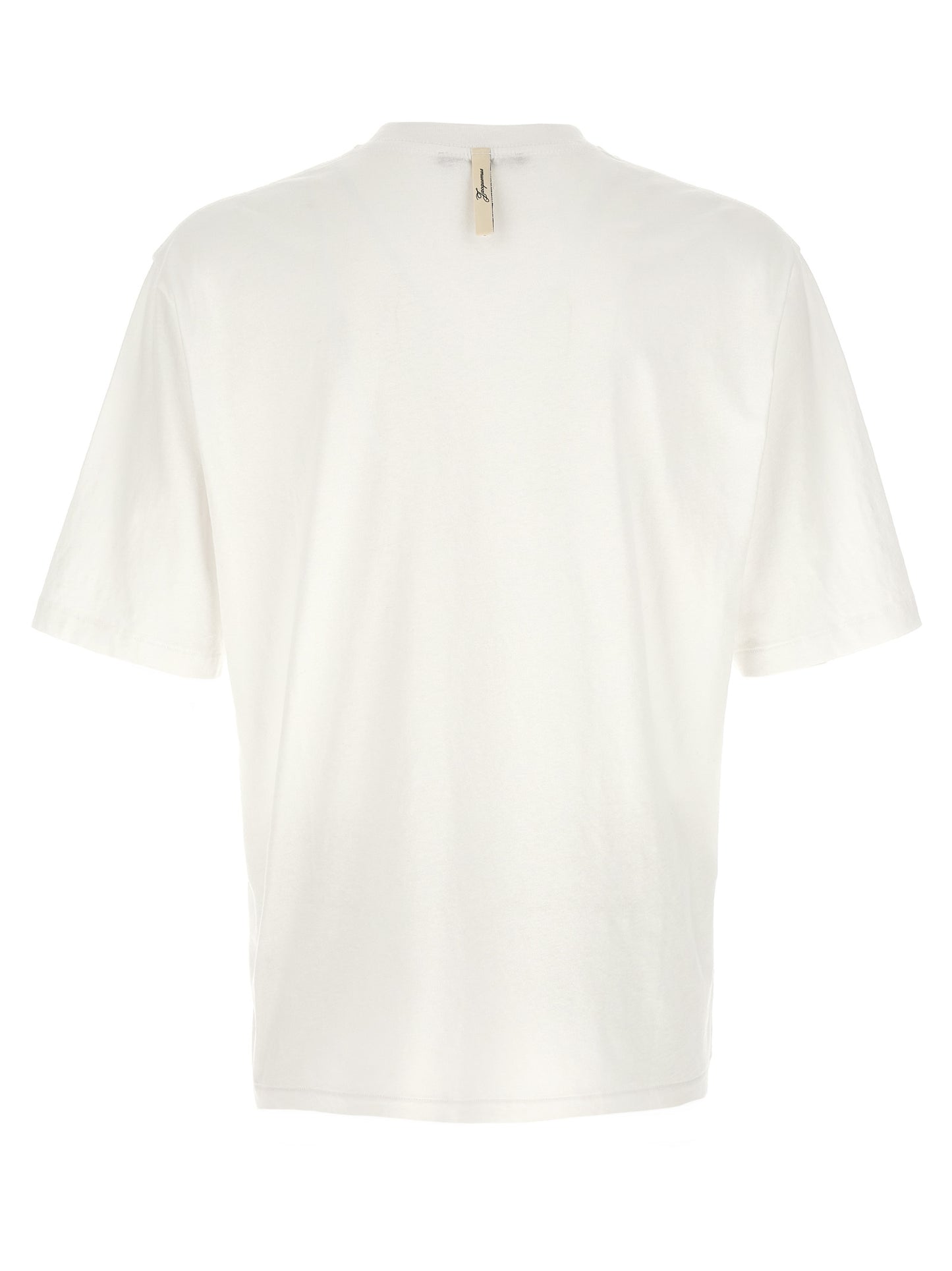 T-Shirt by Jacquemus for men in cotton & hemp white & print features an edgy silhouette, meticulously detailed with a sophisticated and crew neckline for a truly edgy finish.