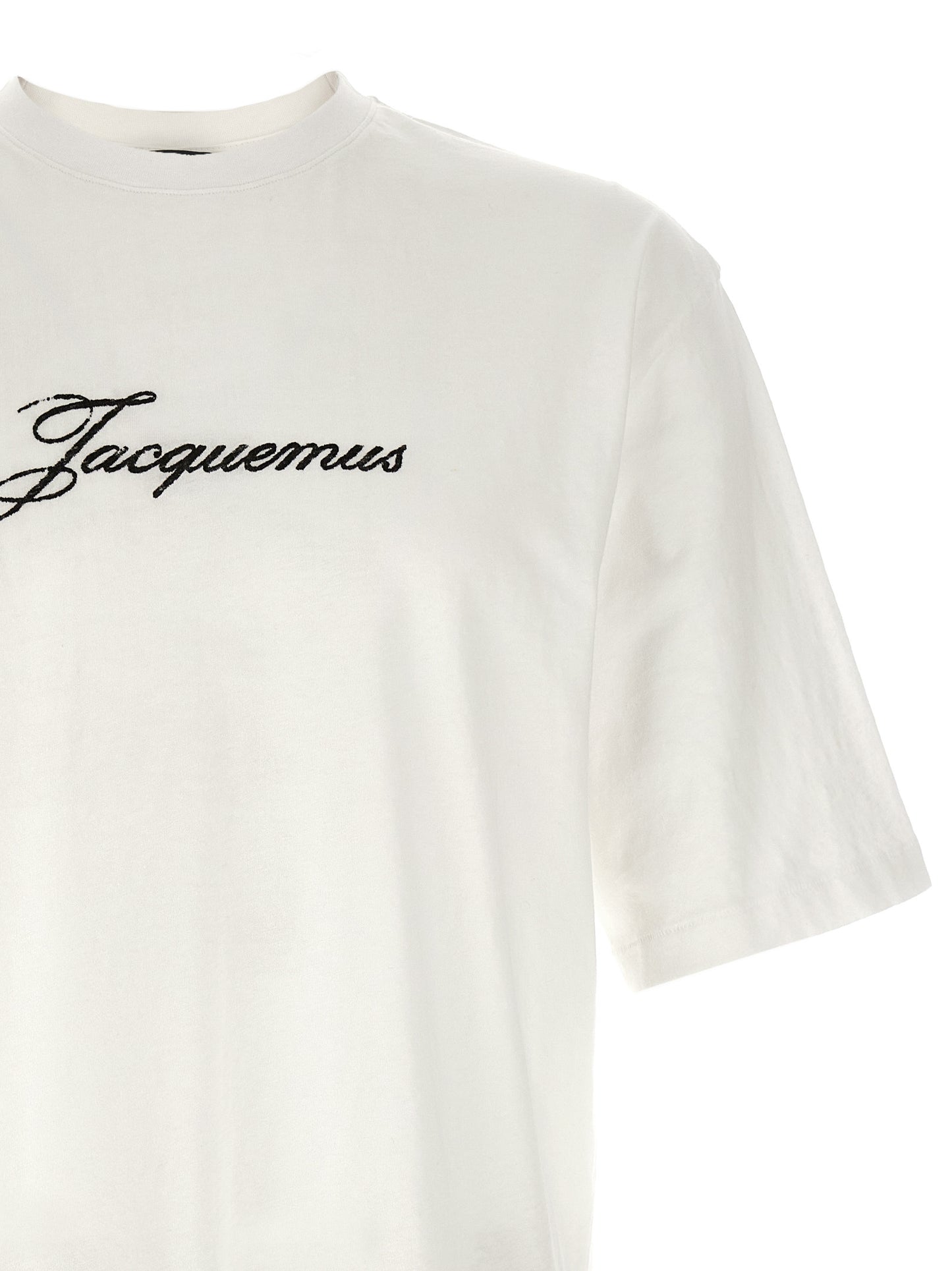 T-Shirt by Jacquemus for men in cotton & hemp white & print showcases a chic silhouette, artfully detailed with a chic and for a chic finish.