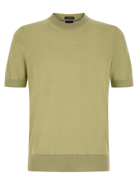 T-Shirt by Hugo Boss for men in merino virgin wool bicolour & green features an on trend silhouette, perfectly showcasing a on trend and for an elevated aesthetic.