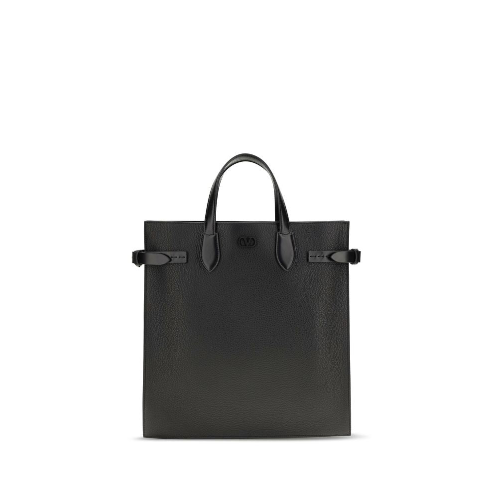 Medium 2-in-1 Shoulder & Crossbody Shopper Bag by Valentino Garavani for men in bos taurus calf nappa leather black & palladium features a stately silhouette, showcasing a secure , ample , and stately crossbody-strap, shoulder-strap, handle & adjustable-strap for a stately finish.