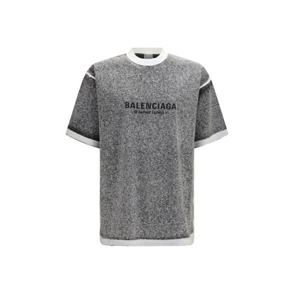 T-Shirt by Balenciaga for men in cotton gray features a plush silhouette, showcasing a sophisticated crew neckline and short-sleeve for a truly plush finish.