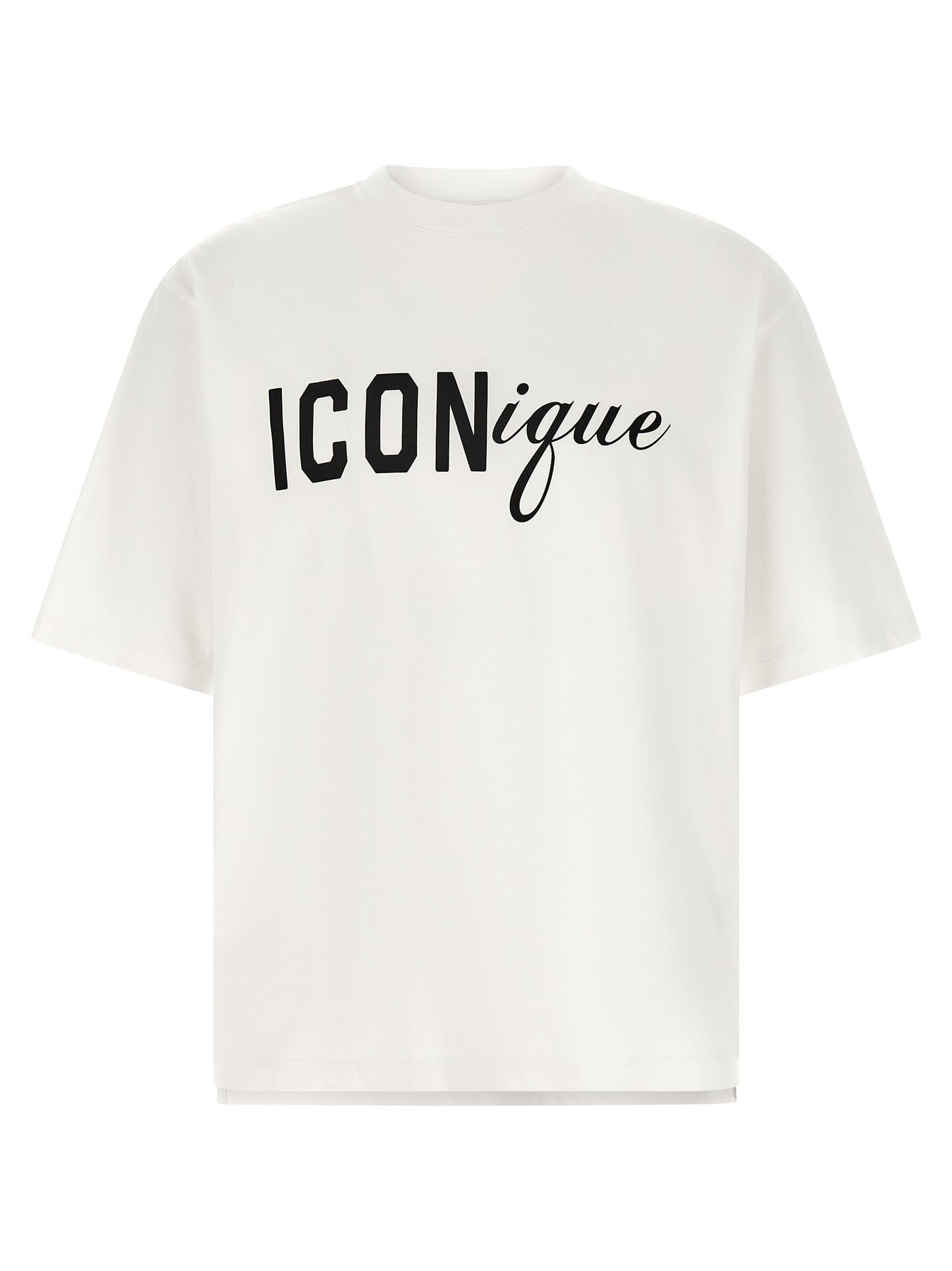 T-Shirt by Dsquared² for men in cotton white & print features a plush silhouette, showcasing a sophisticated crew neckline and short-sleeve for a truly plush finish.