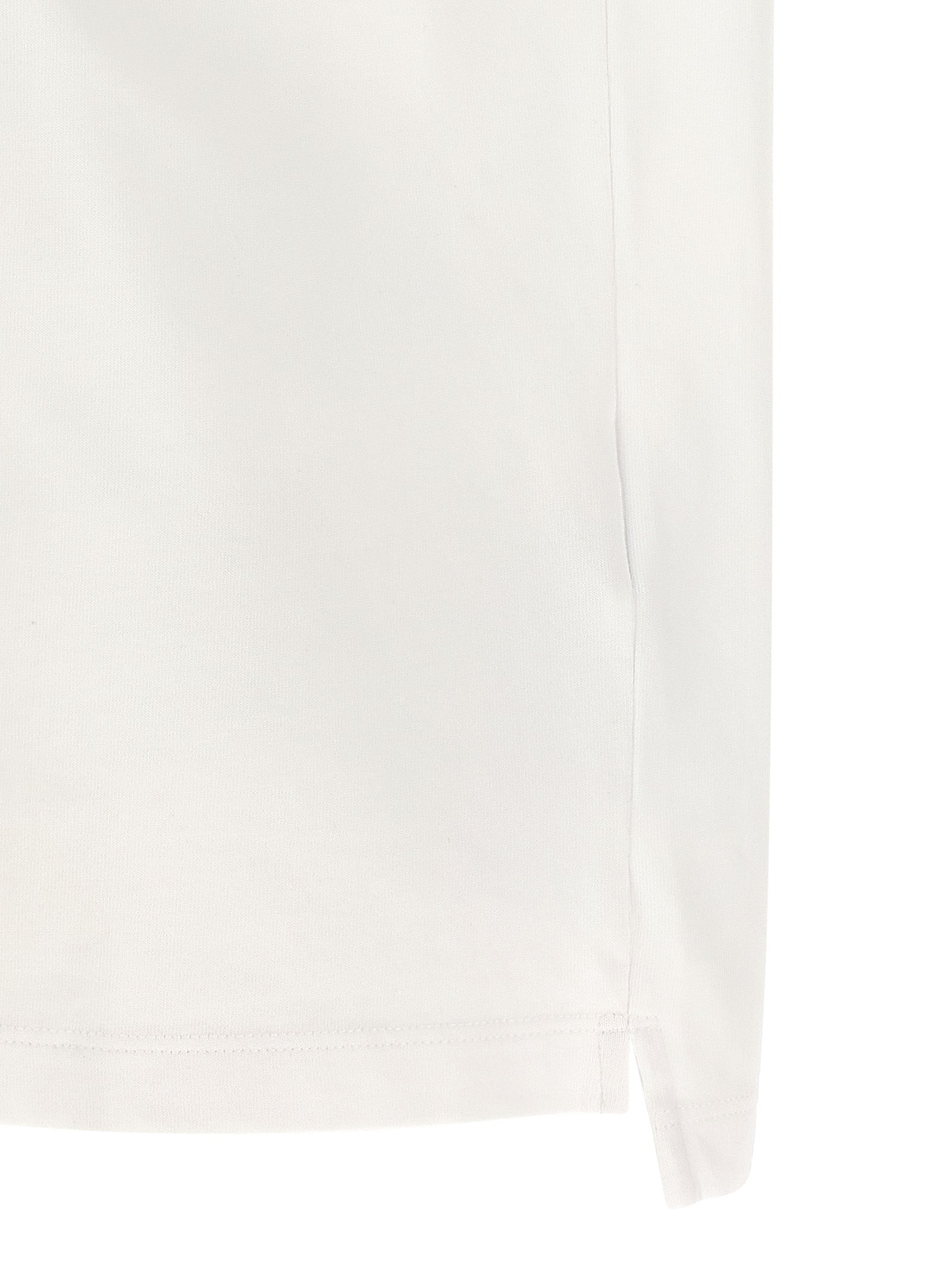T-Shirt by Dsquared² for men in cotton white & print showcases a dramatic silhouette, elegantly detailed with a dramatic and for a truly dramatic finish.