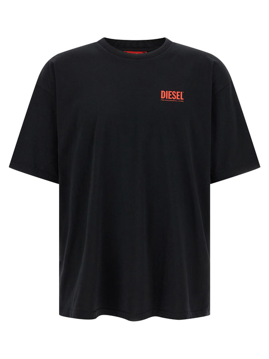 T-Shirt by Diesel for men in organic cotton black & print showcases a dramatic silhouette, elegantly detailed with a dramatic crew neckline and short-sleeve for a truly dramatic finish.