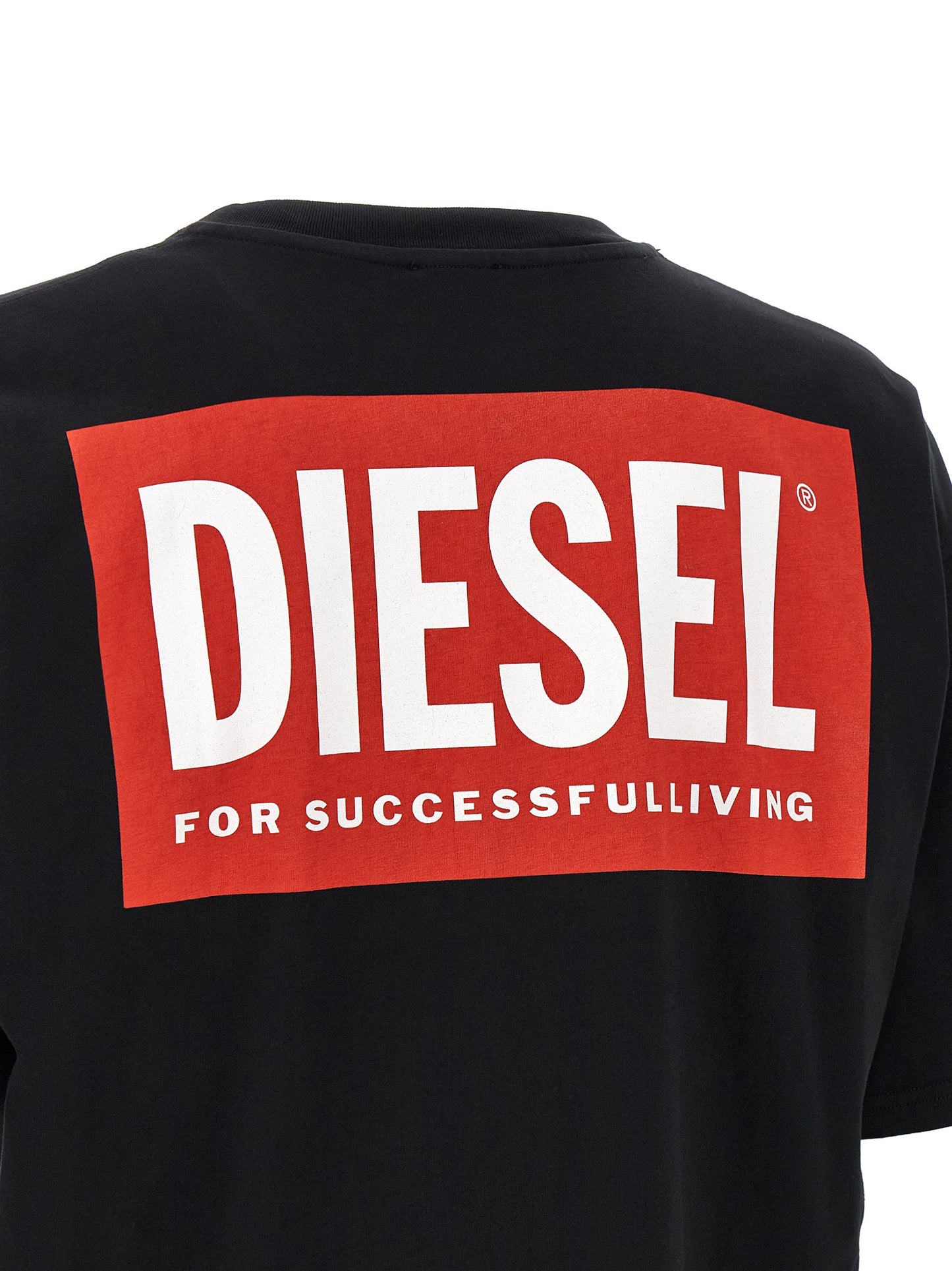 T-Shirt by Diesel for men in organic cotton black & print features a plush silhouette, showcasing a sophisticated and for a truly plush finish.