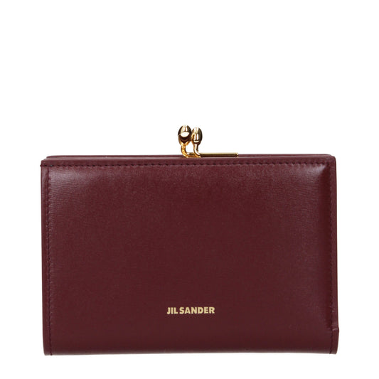 Wallet by Jil Sander for women in leather red presents a architectural silhouette from the Leather Wallet collection, showcasing architectural for a architectural finish.